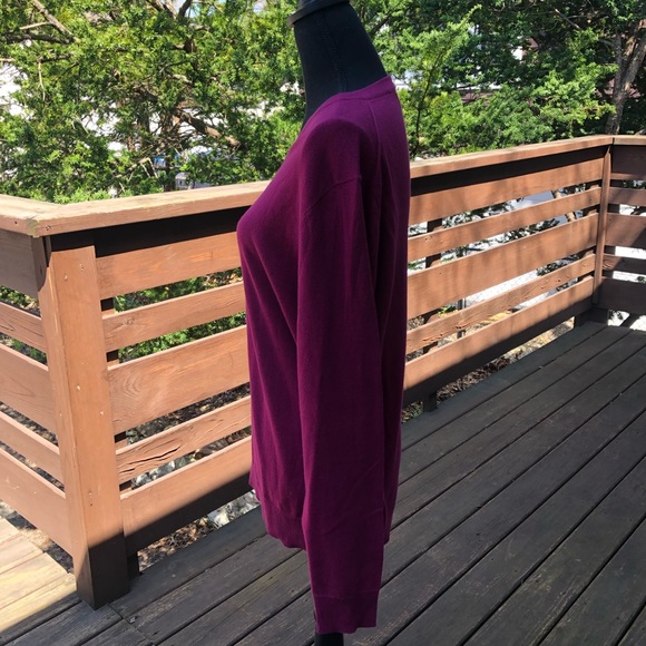 EUC Burgundy / Red Plum Knit V-Neck Old Navy Sweater - Picture 7 of 9